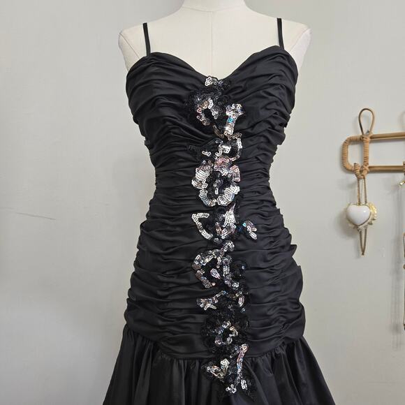 Alyce Designs Vtg 80s Whimsigoth Fairy Ruched Taffeta Sequins Drop Waist Gown 8 - Picture 3 of 12